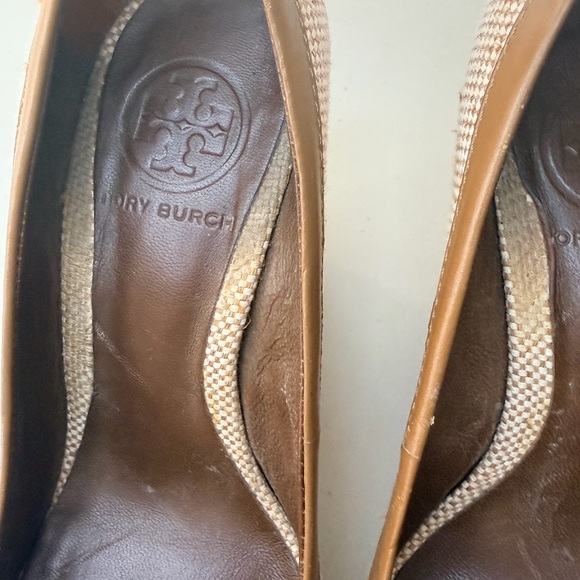 Tory Burch Brown and Cream Woven Wedges - Picture 7 of 15